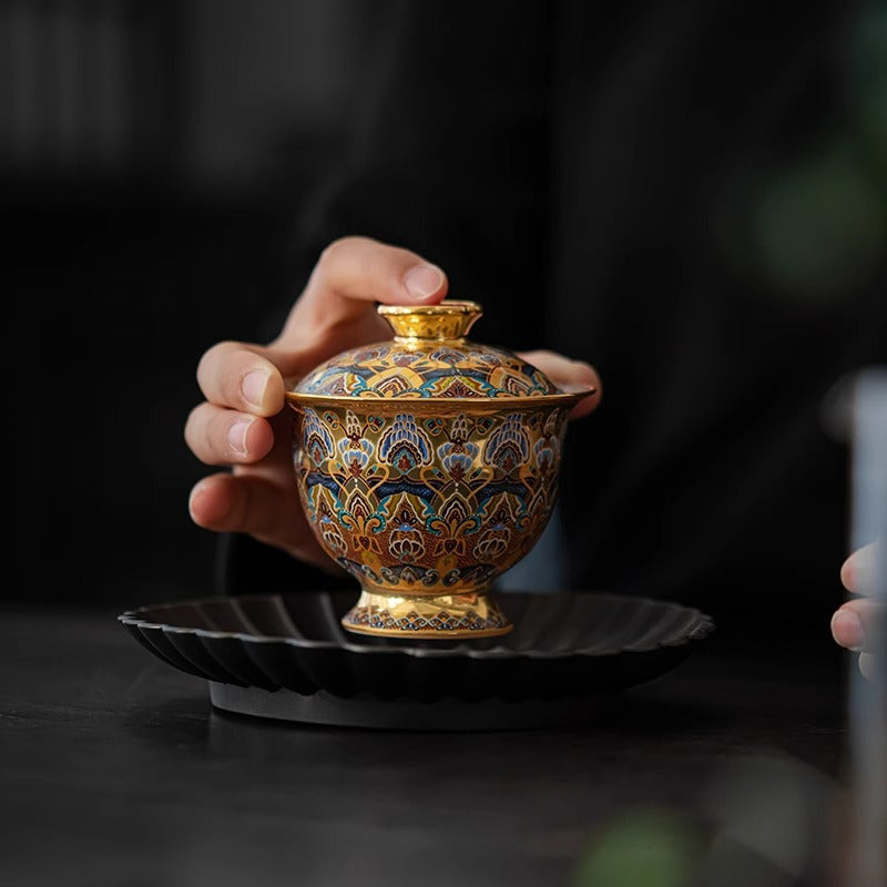 Vergoldeter Gaiwan mit erhabenen Blüten | Vergoldete Porzellan-Teeschale | Dehua-Ofen | 130ml