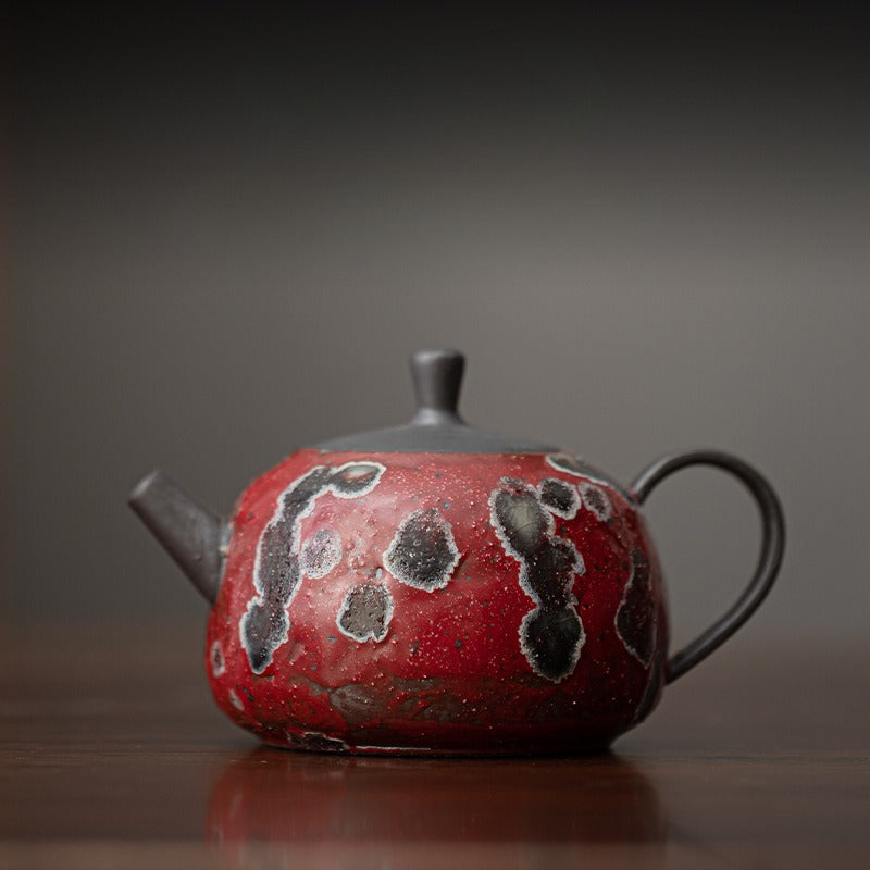 Hochtemperatur-Kiln-Transformation Teekanne & Untertasse | Nezha Rot & Bienenwachs Glasur | 150ml | Dehua