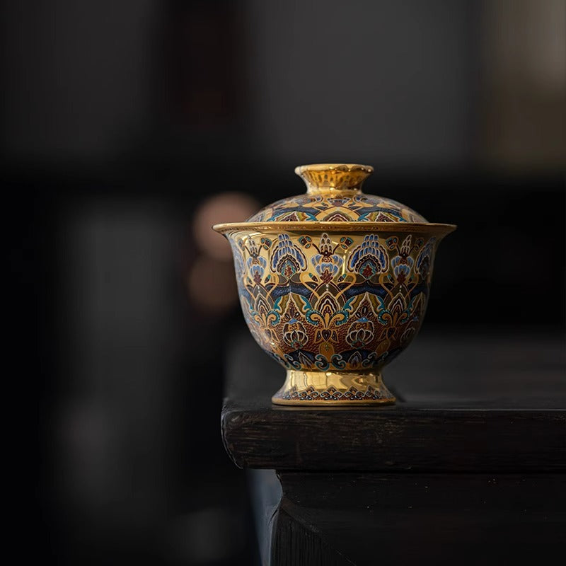 Vergoldeter Gaiwan mit erhabenen Blüten | Vergoldete Porzellan-Teeschale | Dehua-Ofen | 130ml
